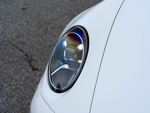 Certified 2020 Porsche 911 Carrera S image 19