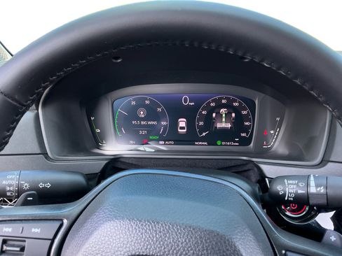 Used 2024 Honda Accord EX-L image 12