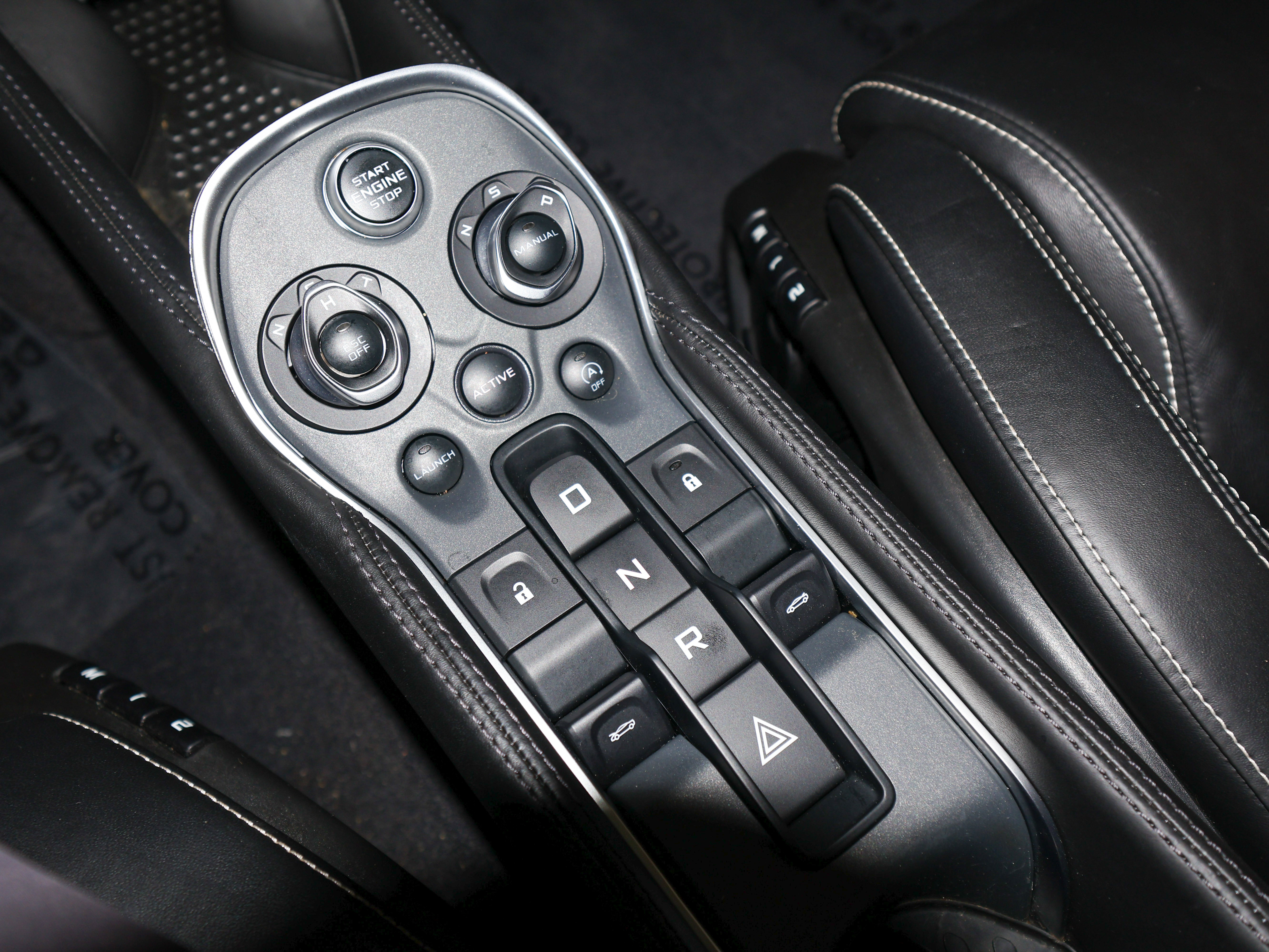 Used 2018 McLaren 570S RWD image 28