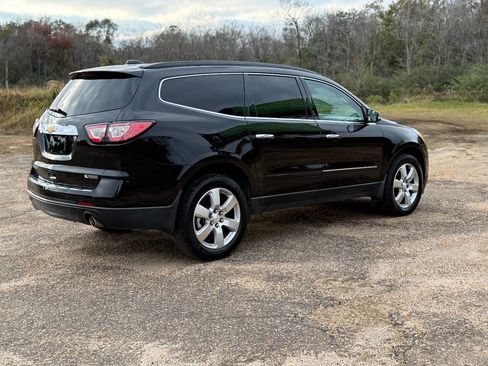Used 2017 Chevrolet Traverse Premier image 5