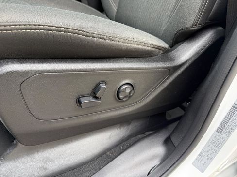 Used 2019 RAM 1500 Big Horn AWD/4WD image 23