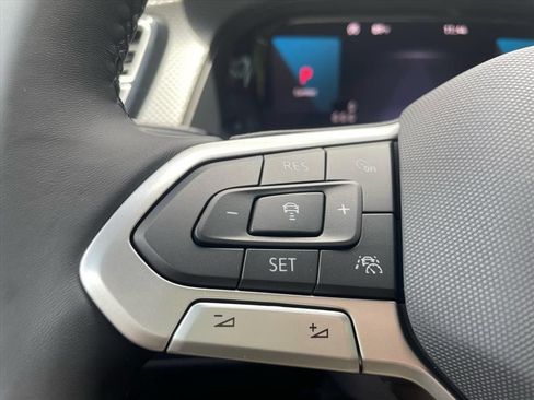 New 2026 Volkswagen Atlas Cross Sport SEL R-Line AWD/4WD image 13