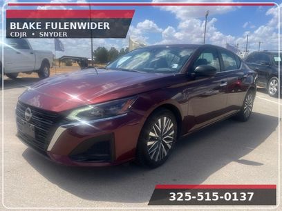 Used 2025 Nissan Altima 2.5 SV