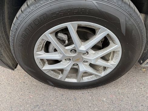 Used 2024 Chevrolet Equinox LT image 7