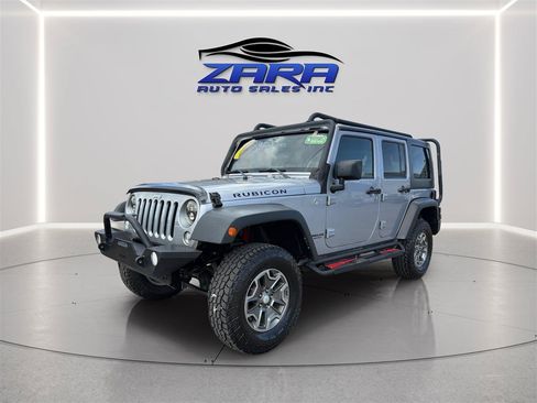 Used 2014 Jeep Wrangler Unlimited Rubicon w/ Connectivity Group AWD/4WD image 3
