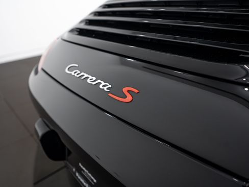 Used 2005 Porsche 911 Carrera S RWD image 29