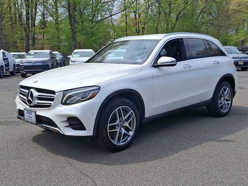 Used 2018 Mercedes-Benz GLC 300 4MATIC image 5