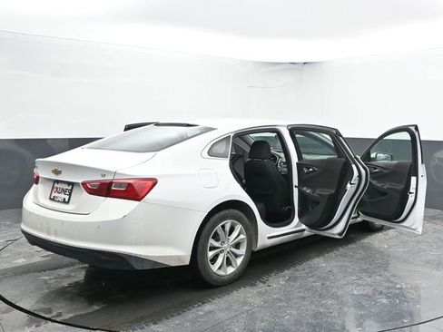 Used 2025 Chevrolet Malibu LT image 56