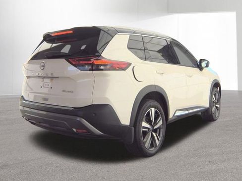 Used 2023 Nissan Rogue SL AWD/4WD image 2