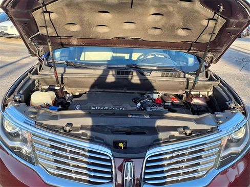 Used 2017 Lincoln MKX Select w/ Select Plus Package image 3