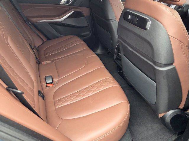 Used 2025 BMW X5 xDrive40i AWD/4WD image 18
