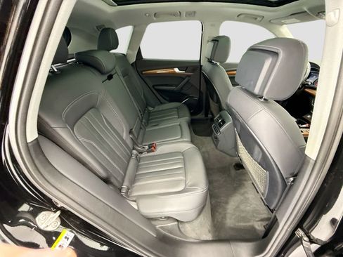 Certified 2023 Audi Q5 2.0T Premium w/ Convenience Package AWD/4WD image 20