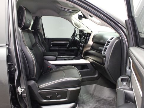 Used 2023 RAM 2500 Laramie w/ Safety Group AWD/4WD image 18