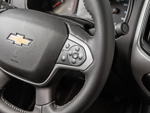 Used 2015 Chevrolet Colorado W/T RWD image 58