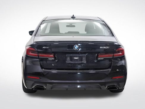 Certified 2023 BMW 530i xDrive w/ M Sport Package AWD/4WD image 4