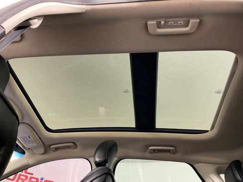 Certified 2019 Ford Edge Titanium w/ Equipment Group 301A FWD image 18
