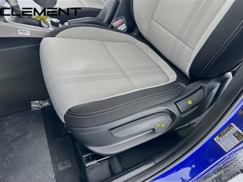 Used 2026 Hyundai Venue SEL FWD image 29