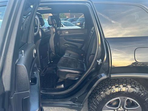 Used 2017 Jeep Grand Cherokee Trailhawk image 12