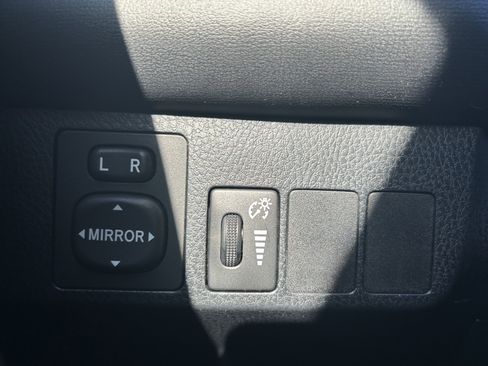 Used 2016 Toyota RAV4 XLE image 16