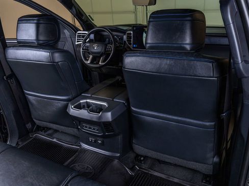 Used 2023 Toyota Tundra Platinum AWD/4WD image 33