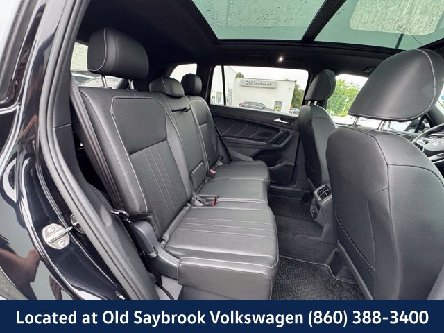 Certified 2024 Volkswagen Tiguan SE R-Line AWD/4WD image 24