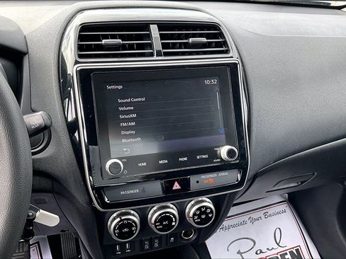 Used 2020 Mitsubishi Outlander Sport ES FWD image 9