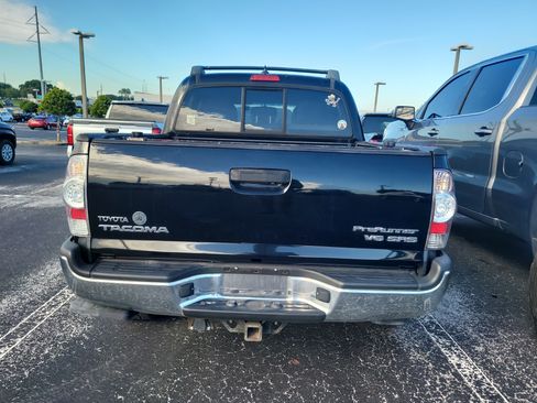 Used 2015 Toyota Tacoma PreRunner w/ SR5 Package RWD image 6