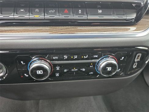 Used 2024 GMC Sierra 1500 Elevation image 17