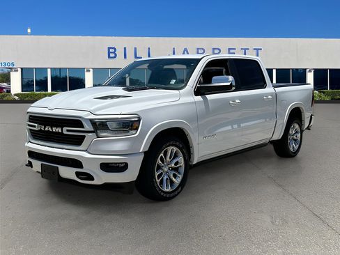 Used 2019 RAM 1500 Laramie w/ Sport Appearance Package AWD/4WD image 3
