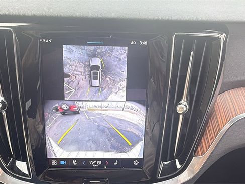 Certified 2025 Volvo V60 B5 Cross Country Plus image 17