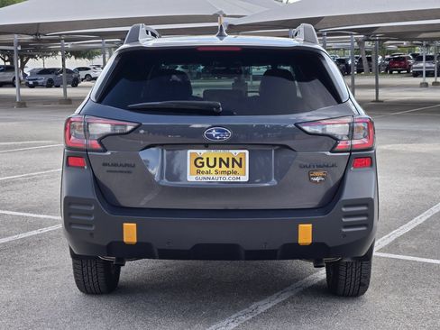 Used 2025 Subaru Outback Wilderness AWD/4WD image 4