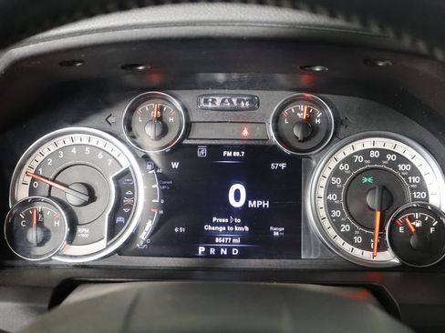 Used 2013 RAM 1500 Classic SLT RWD image 11