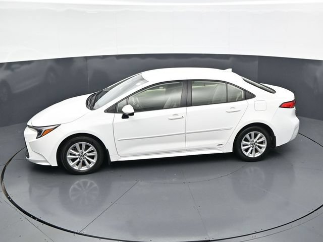 Used 2024 Toyota Corolla LE w/ LE Convenience Package AWD/4WD image 35