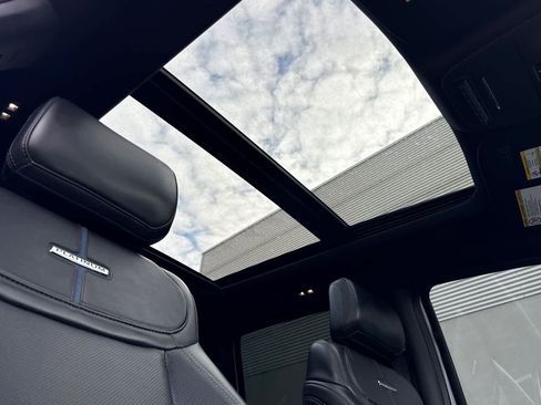 Certified 2025 Ford F350 Platinum image 16