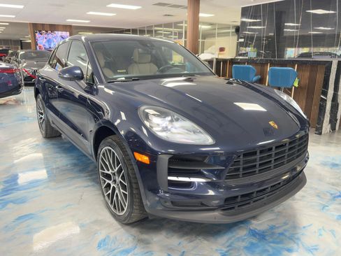 Used 2020 Porsche Macan S image 1