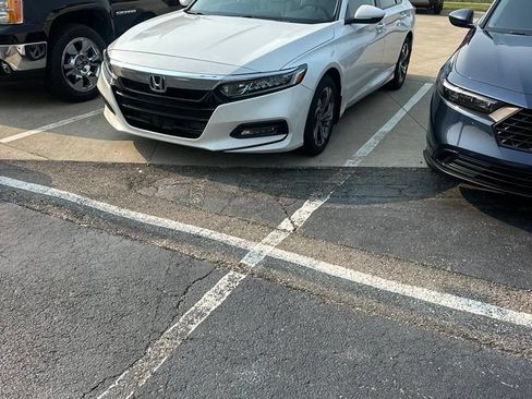 Used 2018 Honda Accord EX-L image 1