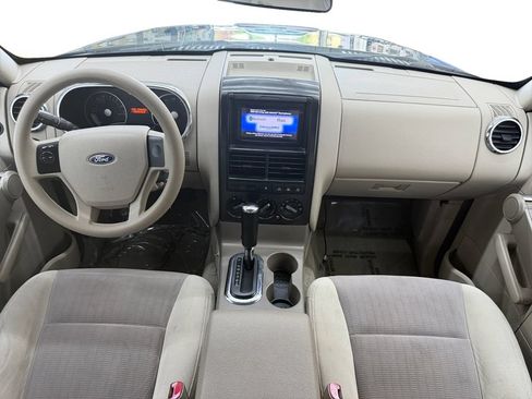 Used 2007 Ford Explorer XLT AWD/4WD image 12