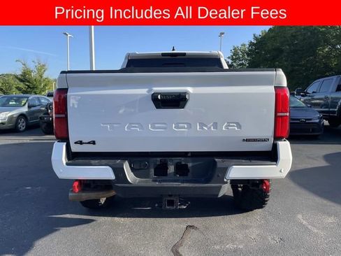 Used 2025 Toyota Tacoma TRD Off-Road w/ TRD Off Road Upgrade Package AWD/4WD image 6