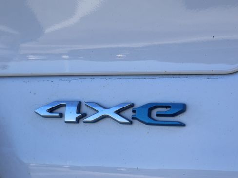 Used 2022 Jeep Grand Cherokee Overland w/ Advanced Protech Group III image 19