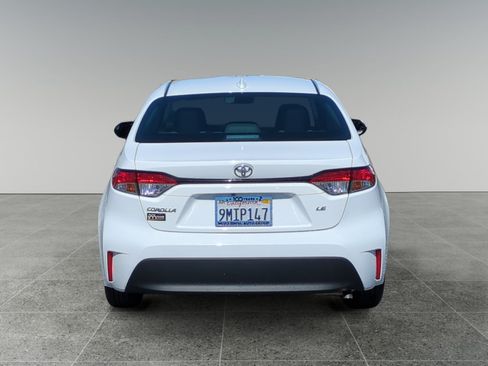 Used 2024 Toyota Corolla LE FWD image 4