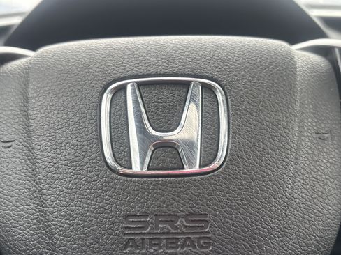 Used 2018 Honda Civic EX image 29