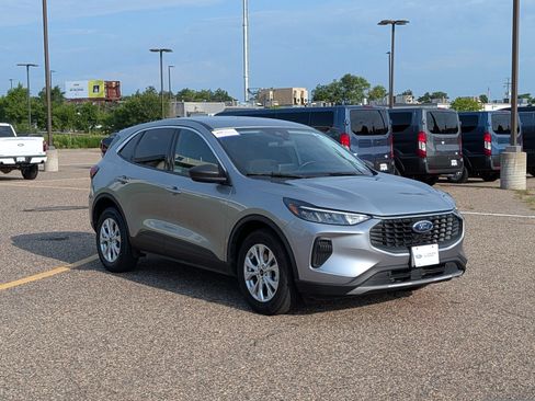 Certified 2024 Ford Escape Active FWD image 9