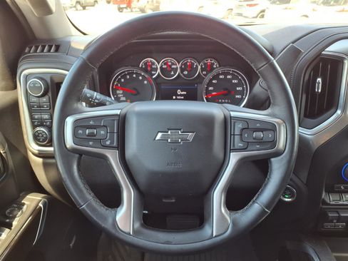 Used 2021 Chevrolet Silverado 1500 LT Trail Boss w/ Convenience Package II AWD/4WD image 22