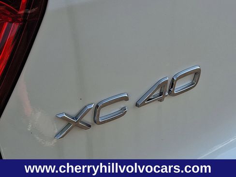 New 2026 Volvo XC40 B5 Plus w/ Protection Package Premier image 24