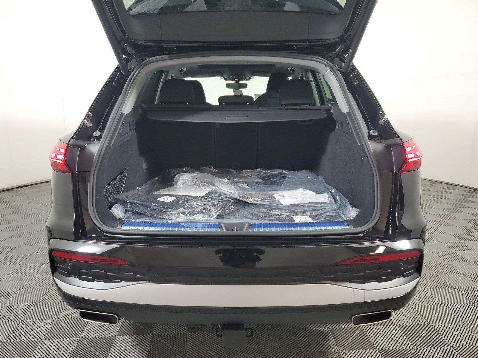 New 2026 Audi Q5 Premium Plus AWD/4WD image 9