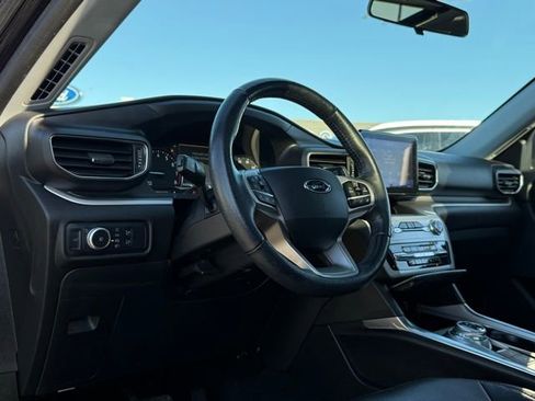 Certified 2020 Ford Explorer XLT w/ Equipment Group 202A image 13