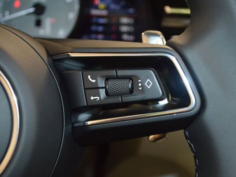 New 2026 Porsche Macan S image 22