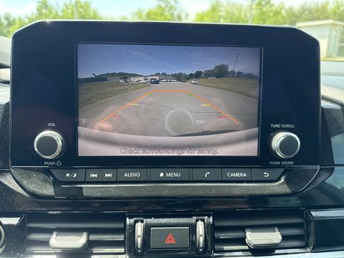 Certified 2022 Nissan Pathfinder SV AWD/4WD image 15