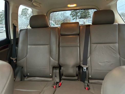 Used 2011 Lexus GX 460 image 18