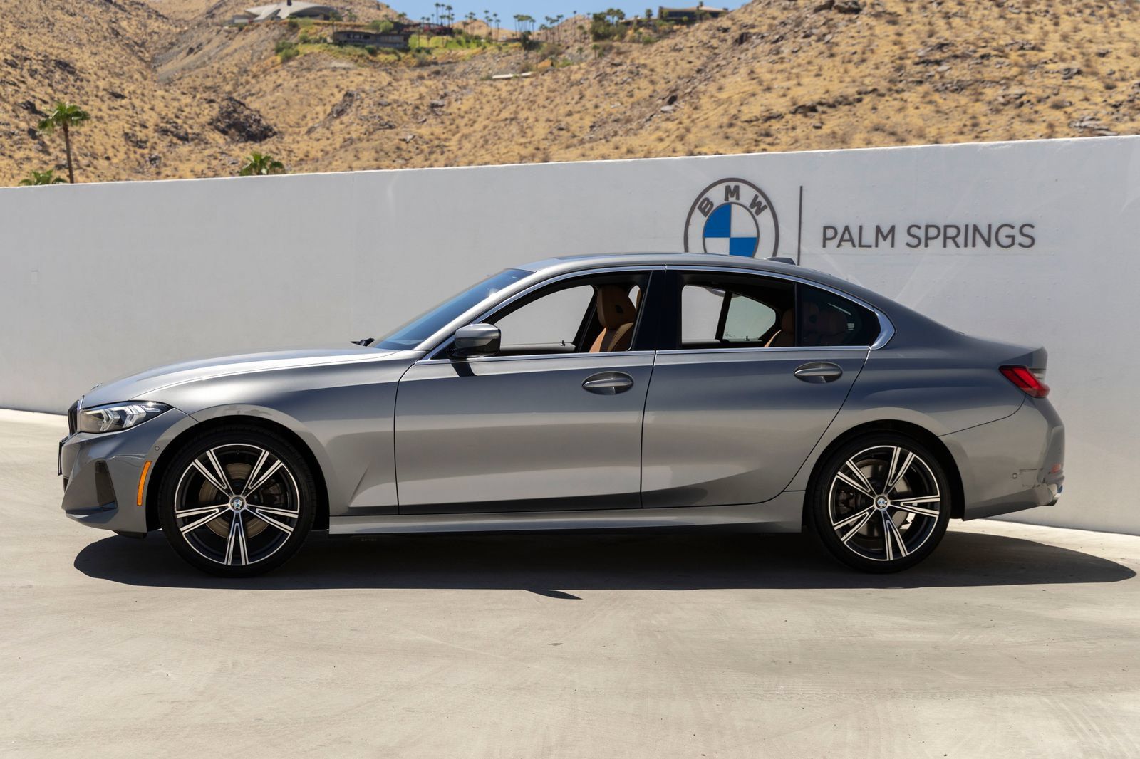 Certified 2024 BMW 330i Sedan w/ Convenience Package RWD image 3